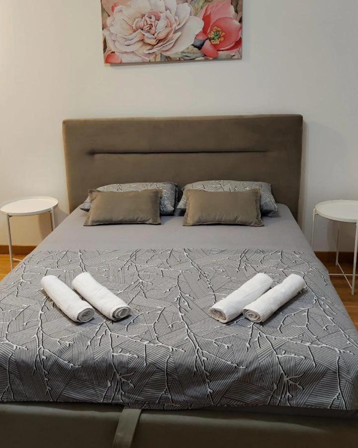 Stefan Apartment *